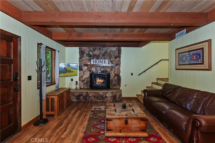 320 W Aeroplane Boulevard, Big Bear City, California 92314