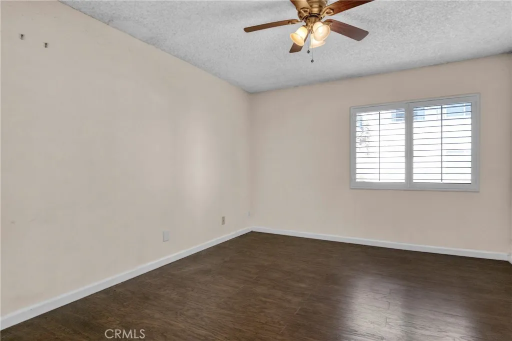 5460 White Oak Avenue F105, Encino, California 91316 home-pic-16