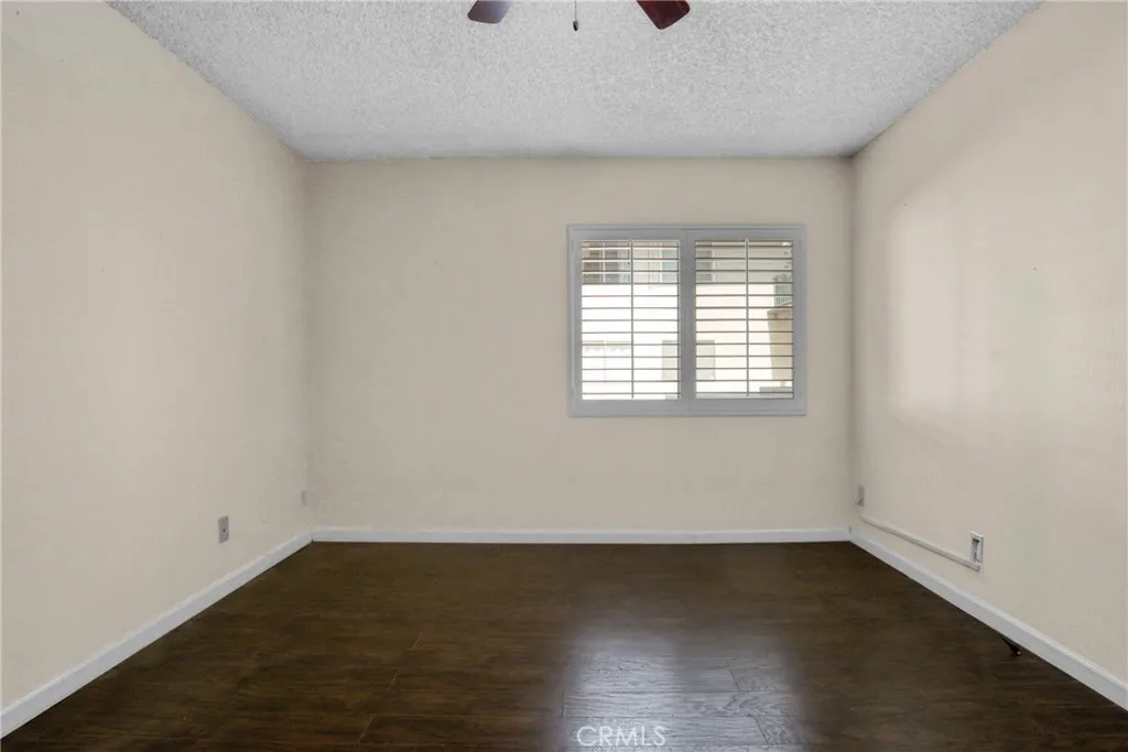5460 White Oak Avenue F105, Encino, California 91316 home-pic-17
