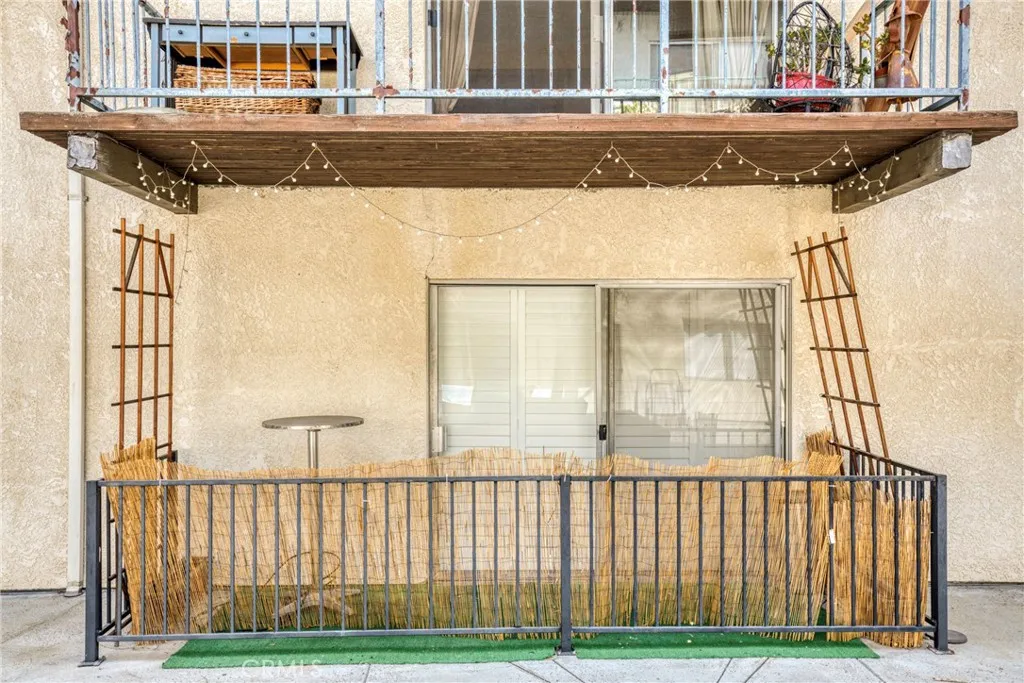 5460 White Oak Avenue F105, Encino, California 91316 home-pic-22