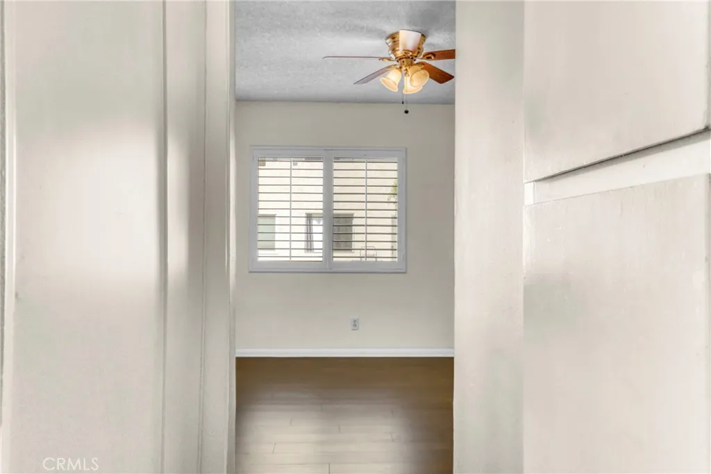 5460 White Oak Avenue F105, Encino, California 91316 home-pic-12