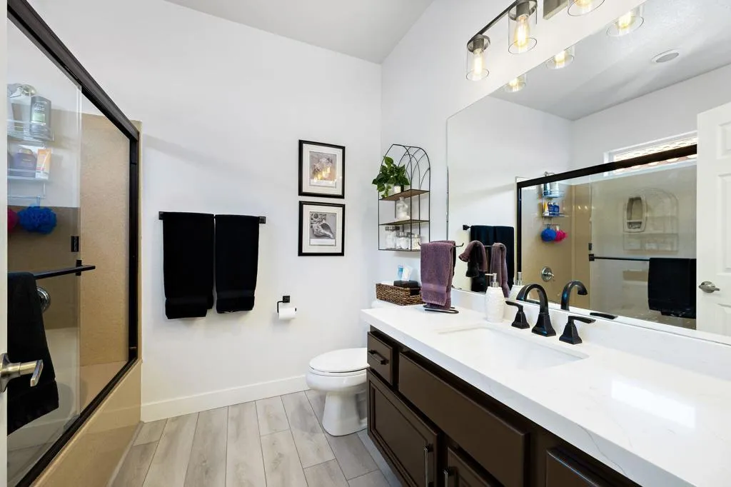 80424 Green Hills Drive, Indio, California 92201 home-pic-36