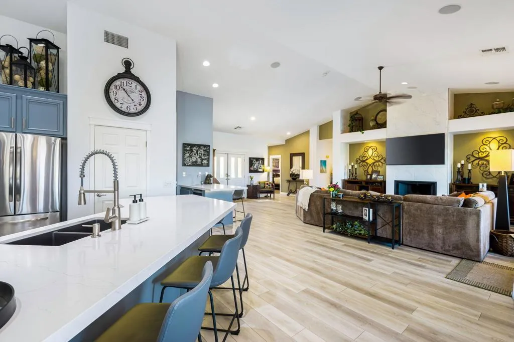 80424 Green Hills Drive, Indio, California 92201 home-pic-18