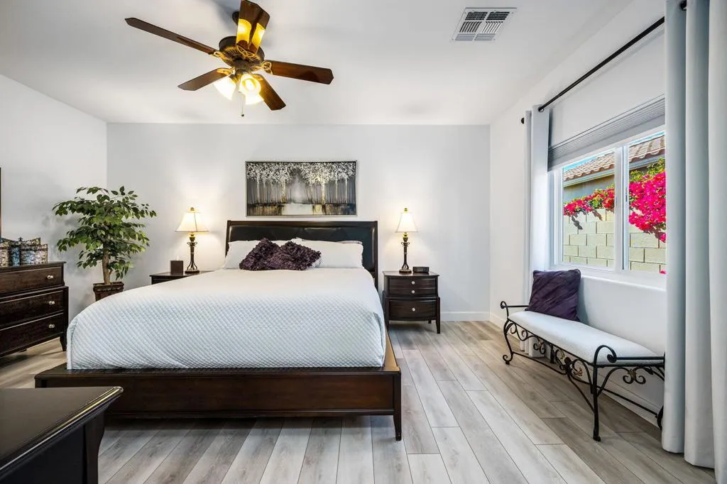 80424 Green Hills Drive, Indio, California 92201 home-pic-32