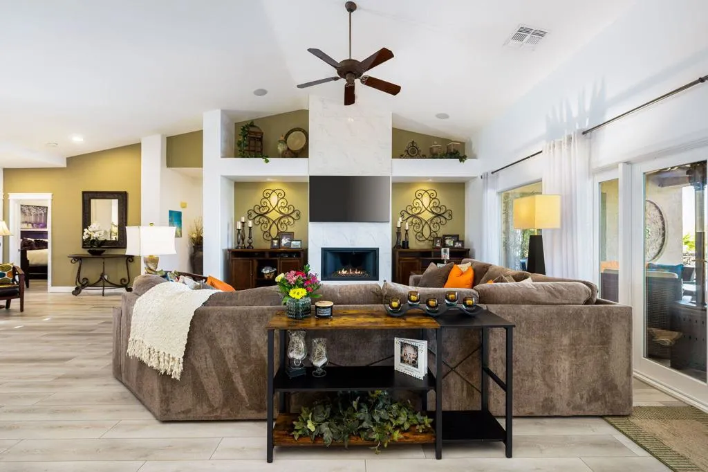 80424 Green Hills Drive, Indio, California 92201 home-pic-12