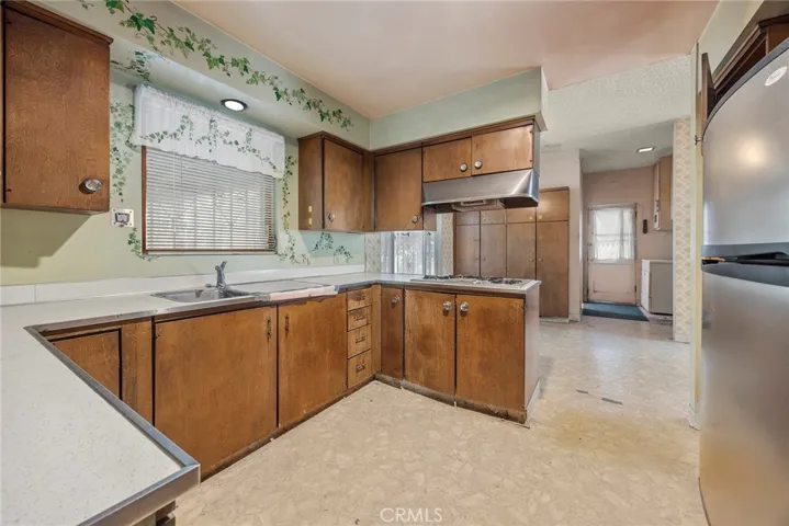 5426 Lakeview Avenue, Yorba Linda, California 92886