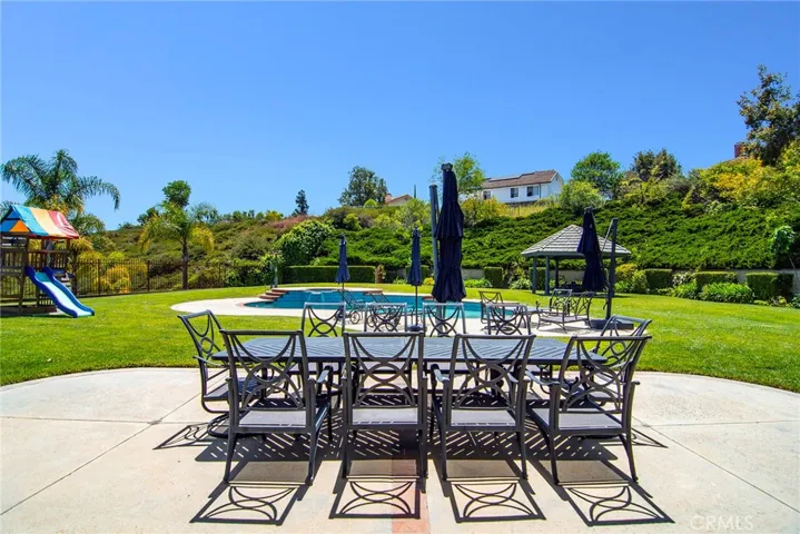 29302 Laro Drive, Agoura Hills, California 91301