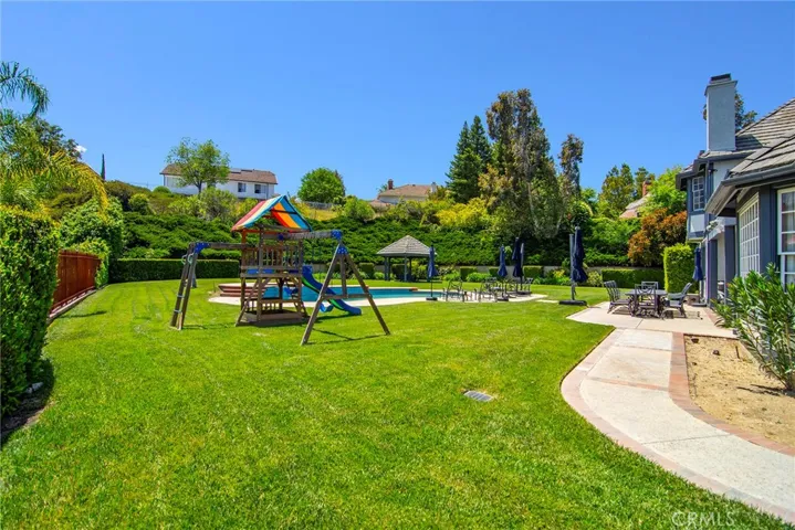 29302 Laro Drive, Agoura Hills, California 91301
