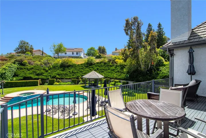 29302 Laro Drive, Agoura Hills, California 91301