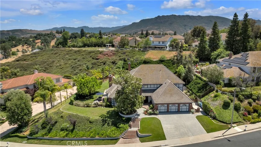 29302 Laro Drive, Agoura Hills, California 91301