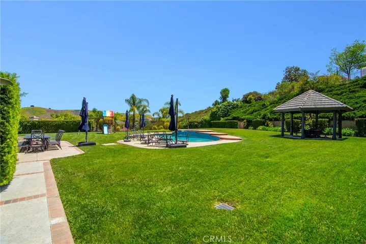 29302 Laro Drive, Agoura Hills, California 91301