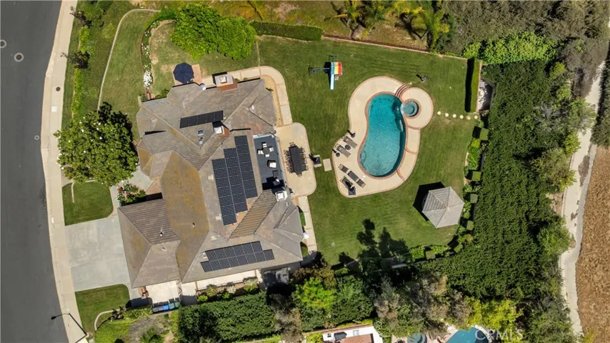29302 Laro Drive, Agoura Hills, California 91301