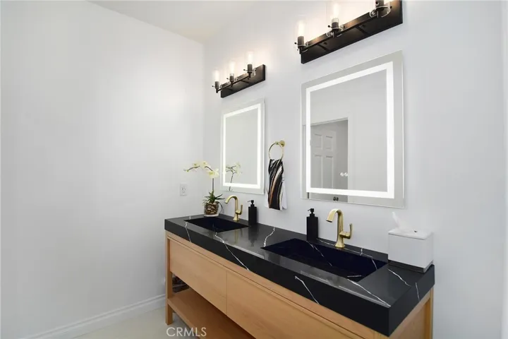 29302 Laro Drive, Agoura Hills, California 91301