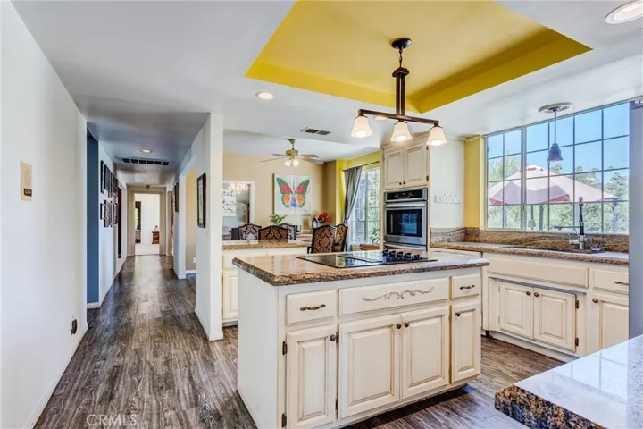 43275 Calle Capistrano, Temecula, California 92590