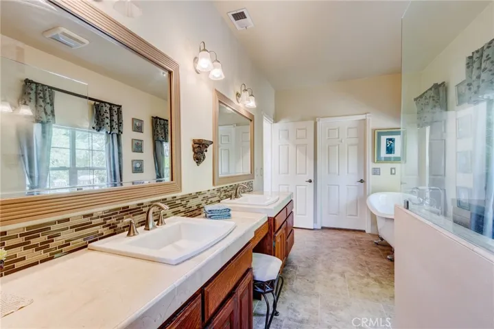 43275 Calle Capistrano, Temecula, California 92590