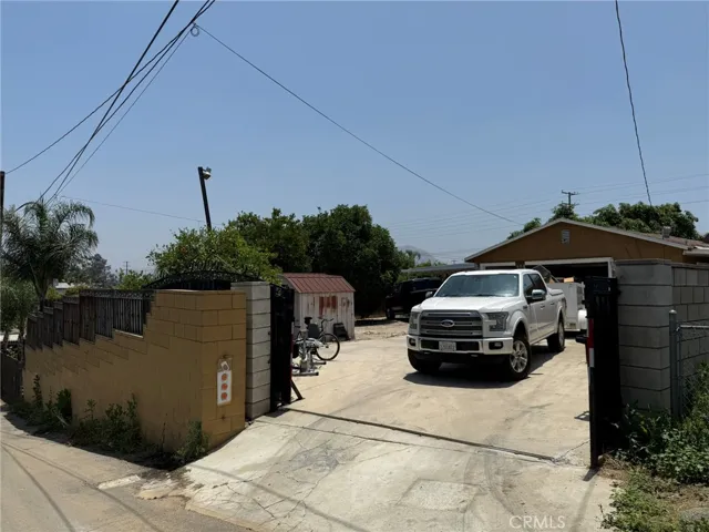 431 W M Street, Colton, California 92324
