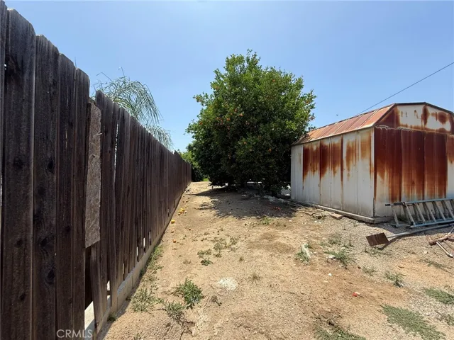 431 W M Street, Colton, California 92324
