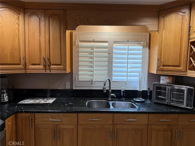 431 W M Street, Colton, California 92324