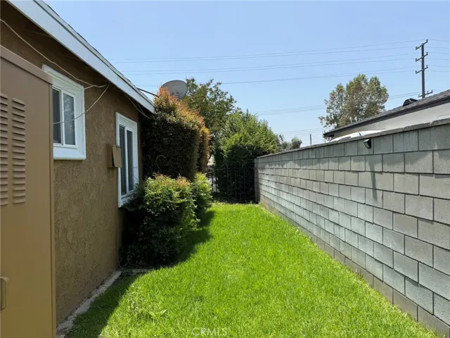 431 W M Street, Colton, California 92324