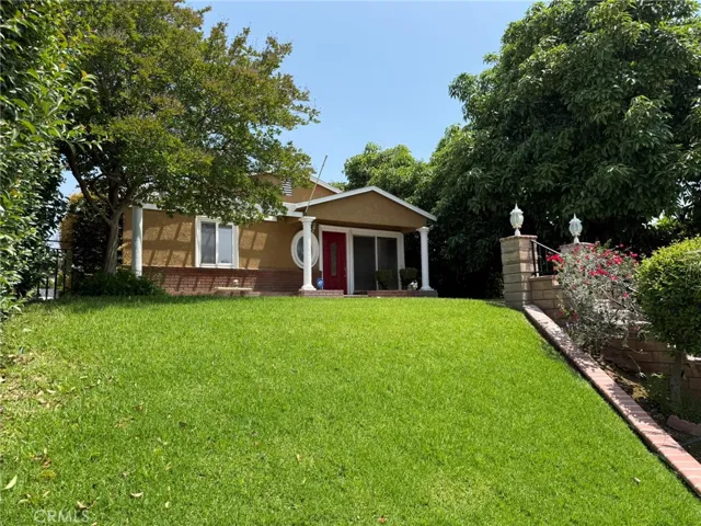 431 W M Street, Colton, California 92324