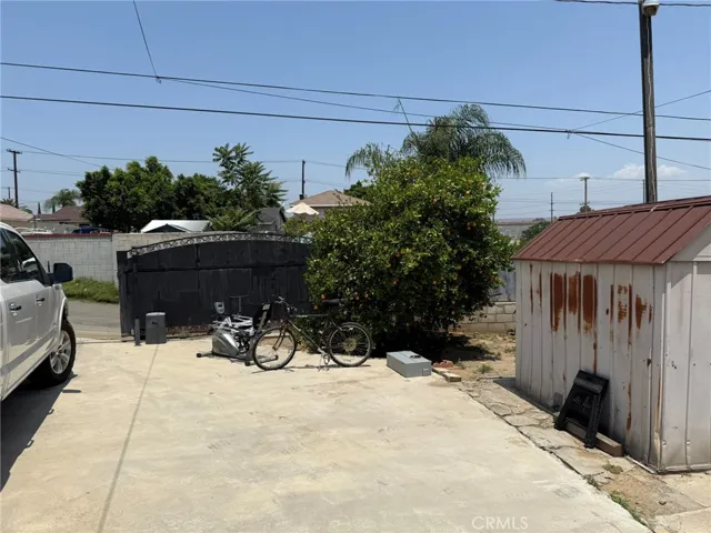 431 W M Street, Colton, California 92324