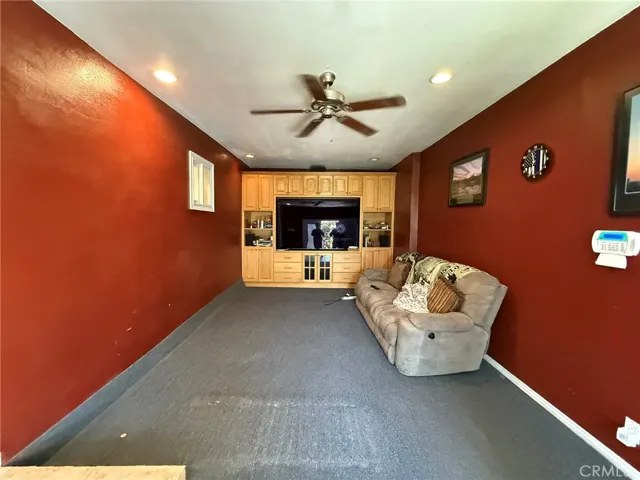 431 W M Street, Colton, California 92324