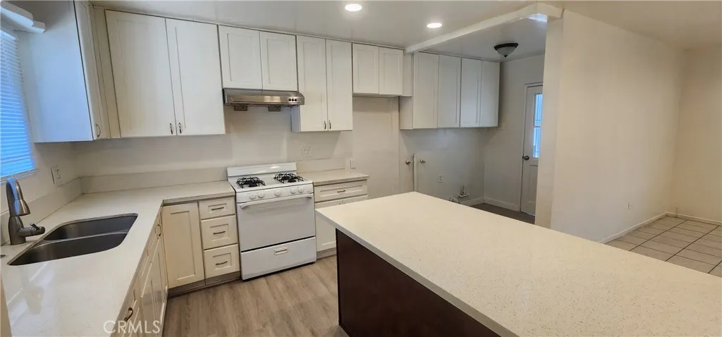 9634 Central Avenue, Montclair, California 91763