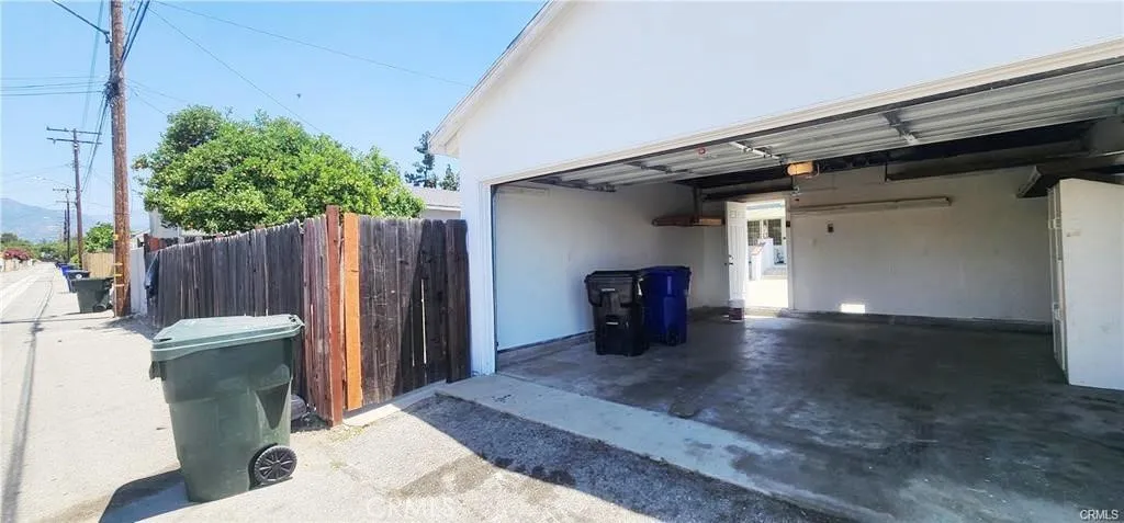 9634 Central Avenue, Montclair, California 91763