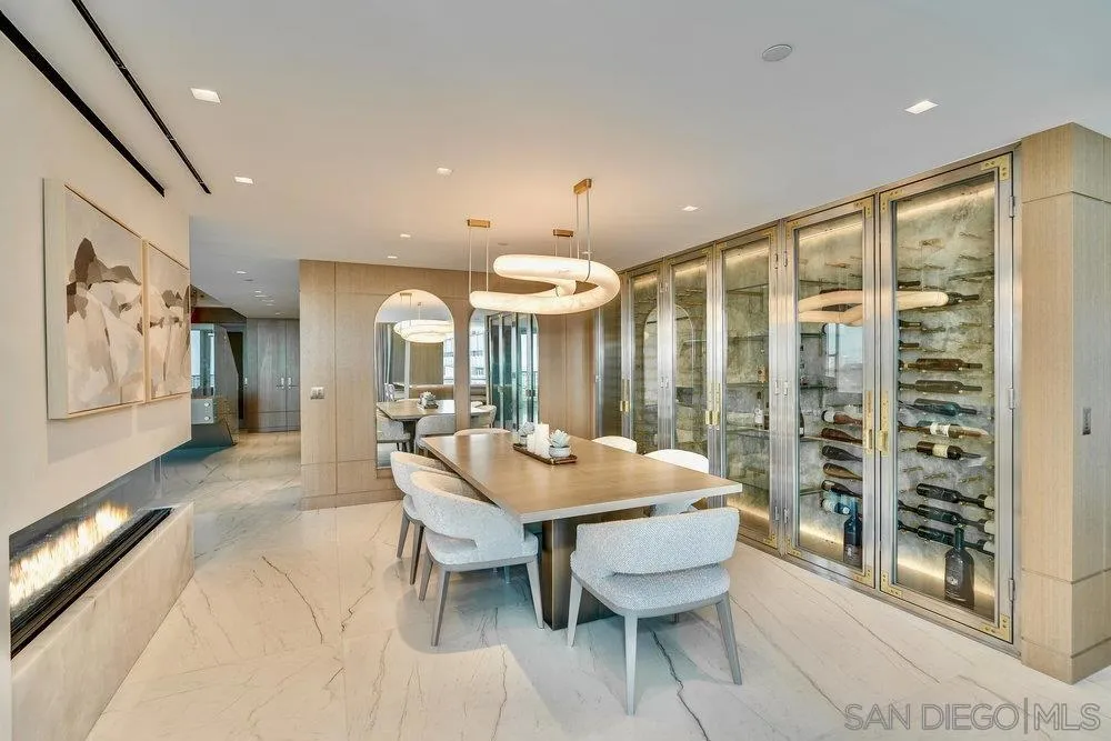 2500 6th Ave Penthouse 4, San Diego, California 92103 home-pic-7