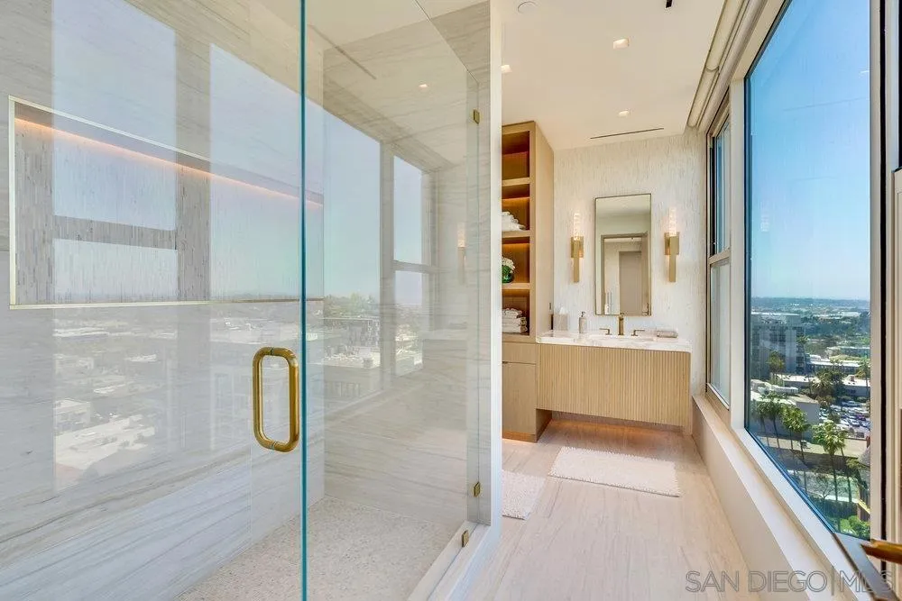 2500 6th Ave Penthouse 4, San Diego, California 92103 home-pic-18