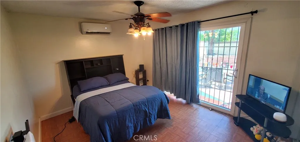 857 N Dallas Avenue, San Bernardino, California 92410 home-pic-12