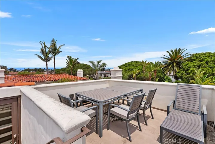 Rooftop Deck