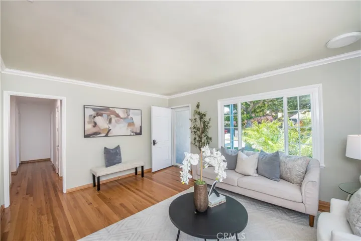 5229 E Walkerton Street, Long Beach, California 90808