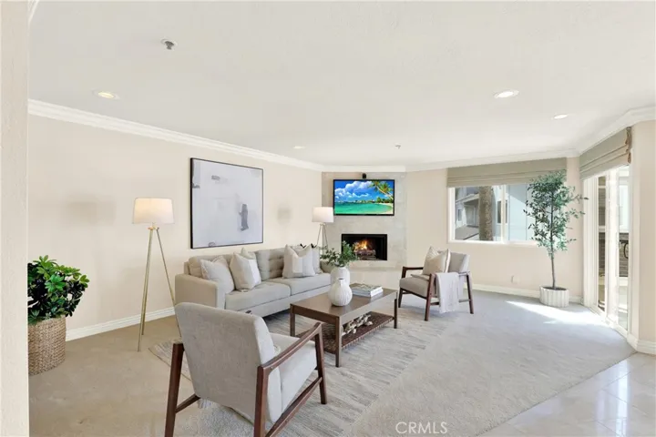 2872 Coast Circle Ci205, Huntington Beach, California 92649