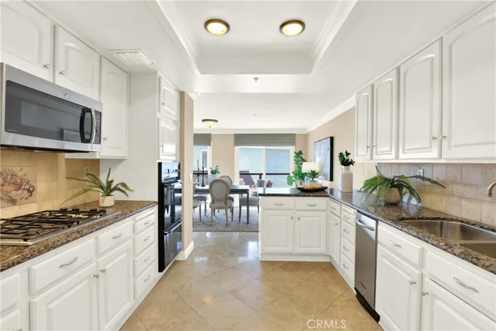2872 Coast Circle Ci205, Huntington Beach, California 92649