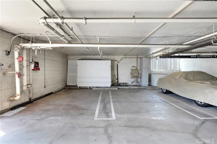 Tandem parking spaces