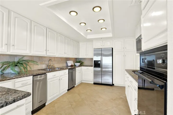 2872 Coast Circle Ci205, Huntington Beach, California 92649