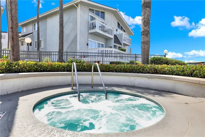 2872 Coast Circle Ci205, Huntington Beach, California 92649