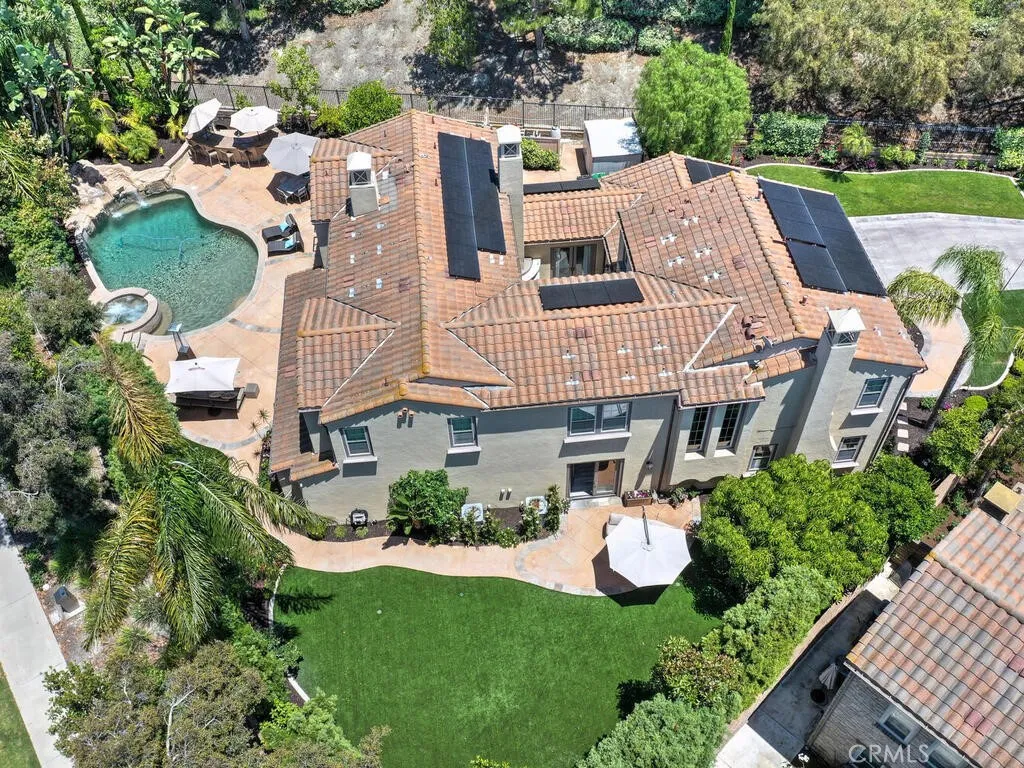 1 Lennox Court, Ladera Ranch, California 92694 home-pic-2