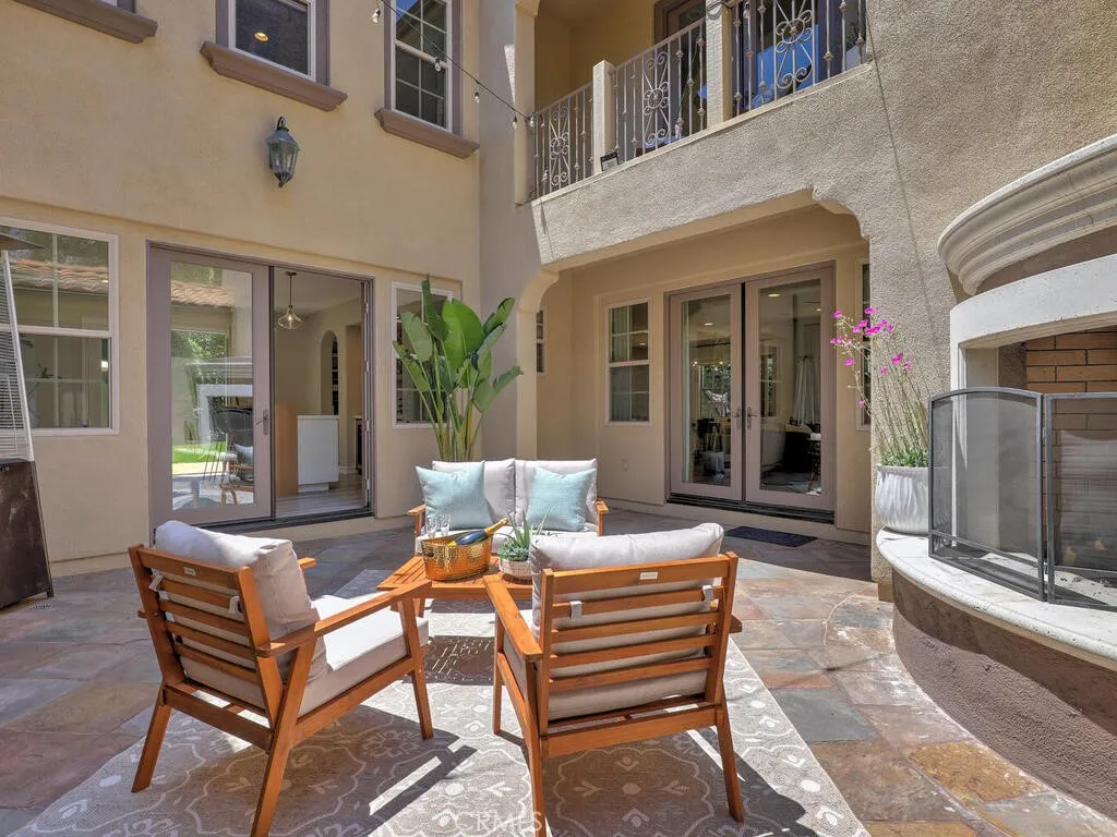 1 Lennox Court, Ladera Ranch, California 92694 home-pic-14