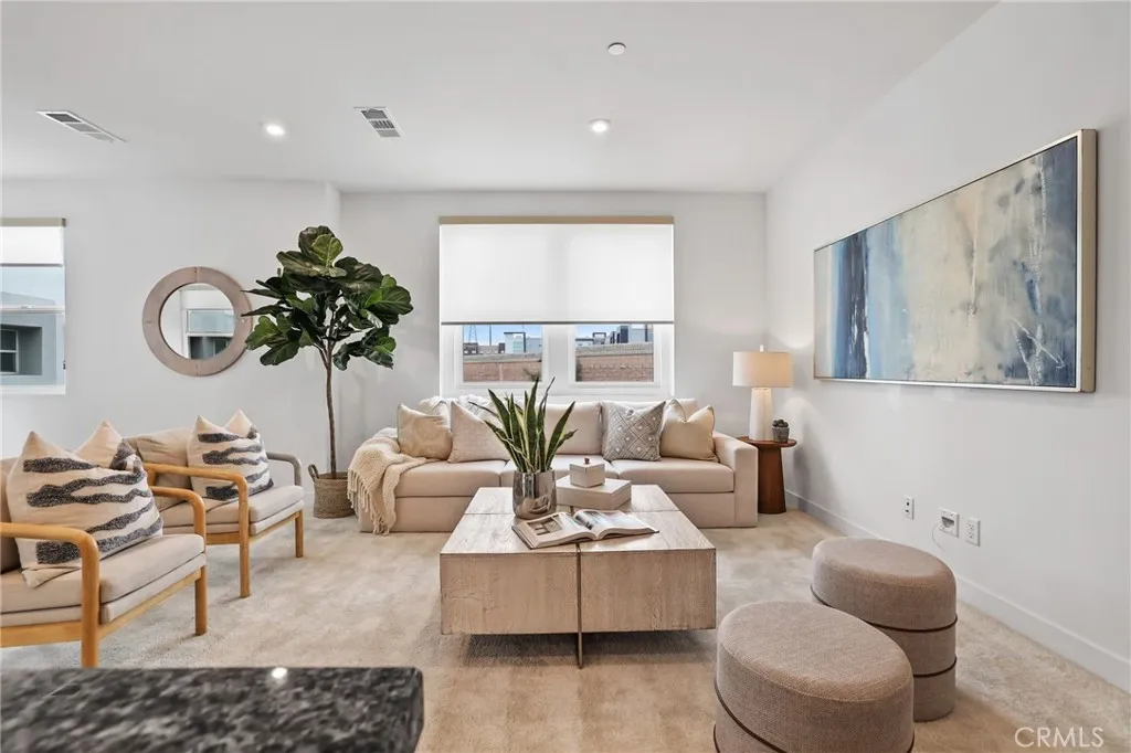 1914 W Bushell Street, Anaheim, California 92805 home-pic-6