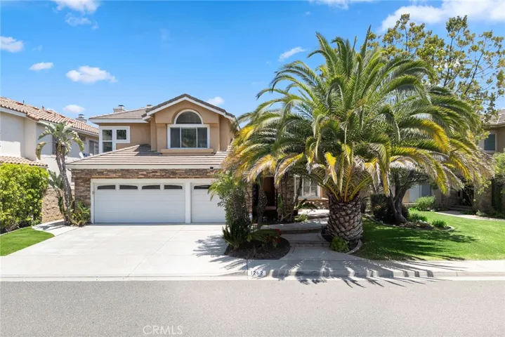 1262 S Night Star Way, Anaheim Hills, California 92808