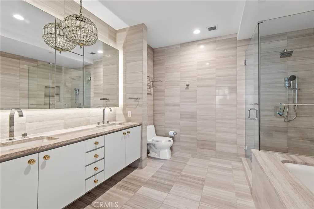 900 W Olympic Boulevard 34f, Los Angeles, California 90015 home-pic-11