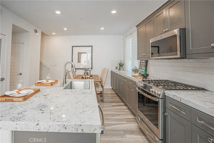18292 Iris Lane, Yorba Linda, California 92886