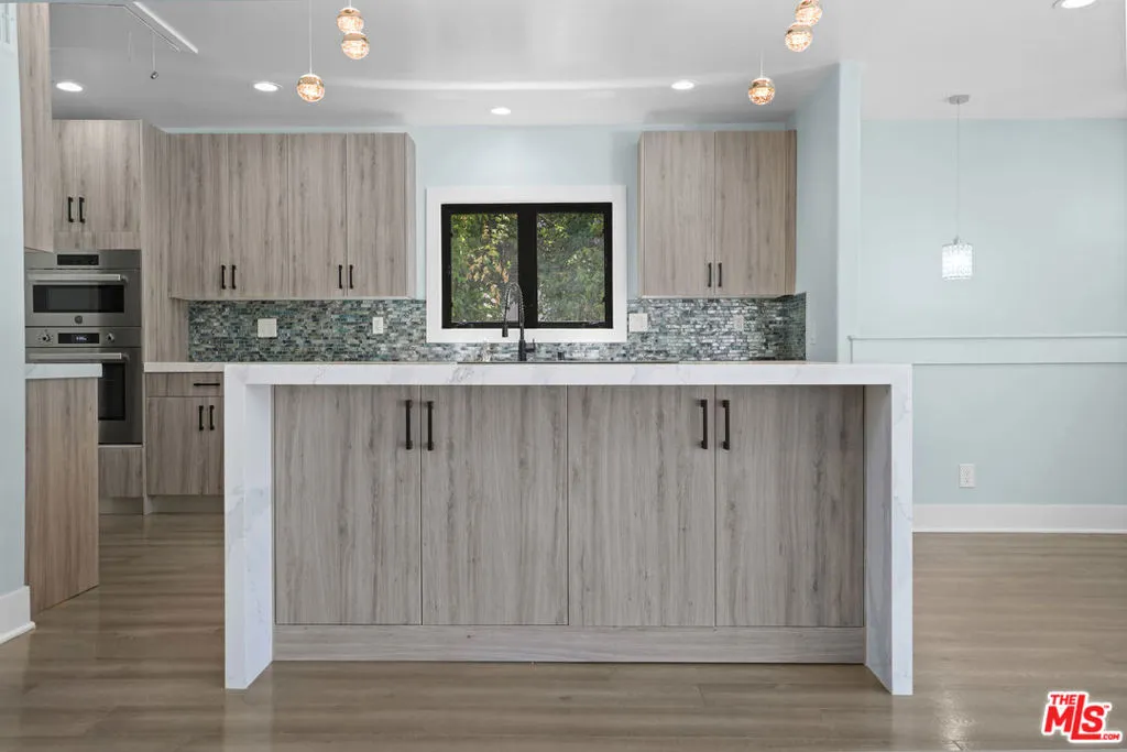 6002 Graciosa Drive, Los Angeles, California 90068 home-pic-19