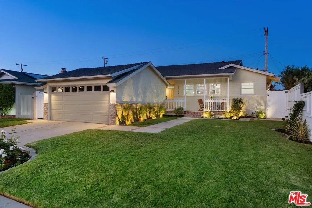 23730 Walter Avenue, Torrance, California 90501, 3 Bedrooms Bedrooms, ,2 BathroomsBathrooms,Residential,For Sale,Walter,25549035