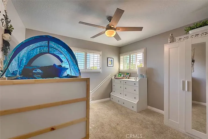 Secondary bedroom