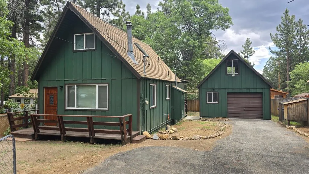 317 Spruce Lane 1005, Sugarloaf, California 92386 home-pic-0