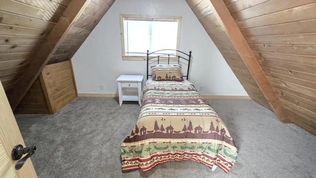 317 Spruce Lane 1005, Sugarloaf, California 92386 home-pic-26