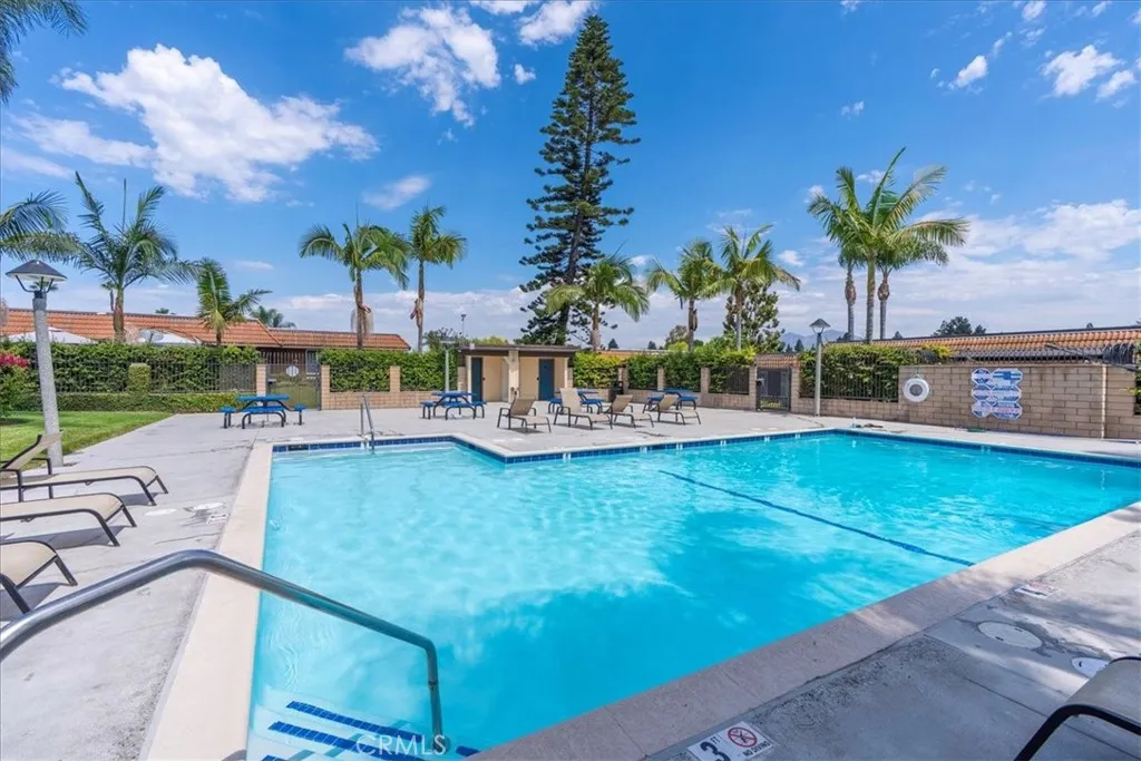 23401 Via San Miguel, Aliso Viejo, California 92656 home-pic-14